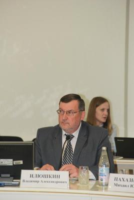Областное правительство подписало соглашение с 12 предприятиями