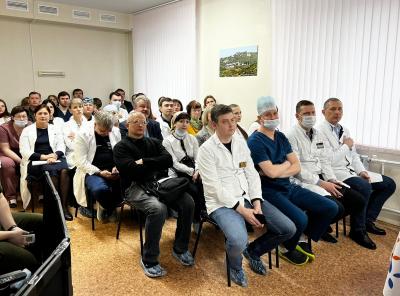 В Саратове состоялась Всероссийская конференция онкологов и радиологов В Саратове состоялась Всероссийская конференция онкологов и радиологов