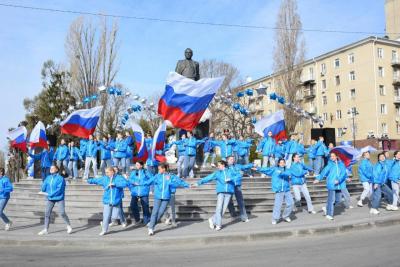 Глава Саратова Лада Мокроусова поздравила горожан с Днем космонавтики