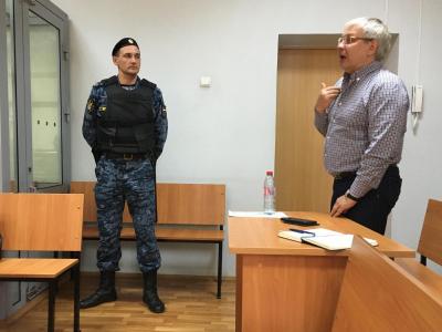 Свидетель по делу матери Сергея Курихина рассказал, что работал на него совершенно бесплатно