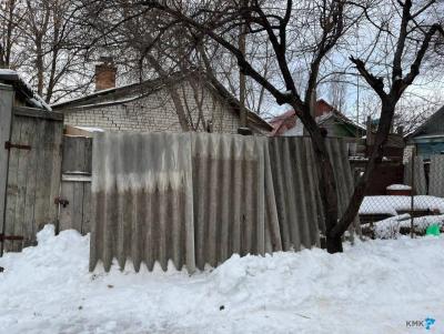 В Саратове проверяющие нашли незаконные заграждения