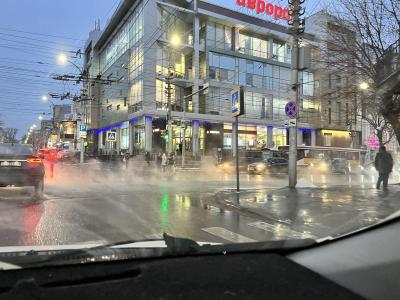 Улицу Чапаева залил кипяток
