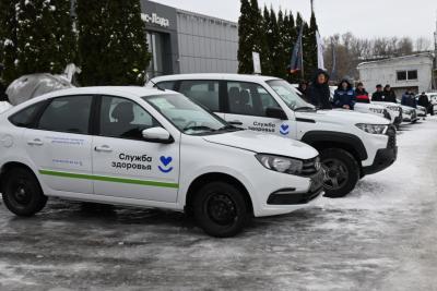 Больницы Саратова и Энгельса получили новые автомобили Больницы Саратова и Энгельса получили новые автомобили