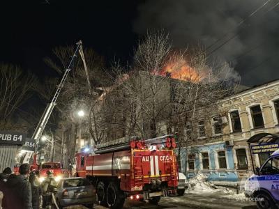 На Челюскинцев горел дом на площади 800 кв. м