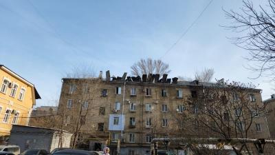 Ночной пожар в центре Саратова: на месте до сих пор работает полиция