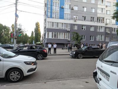 В Саратове три девушки пострадали в ДТП