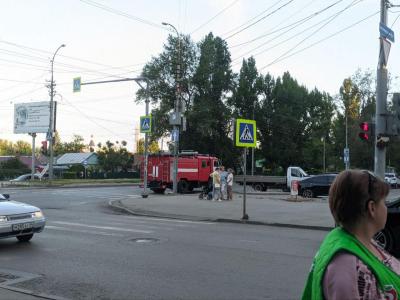 В Саратове три девушки пострадали в ДТП