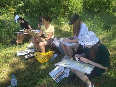 В Вольске на пленэры собралось более 60 художников