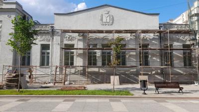 В Саратове ремонтируют особняк Шмидта с гротом