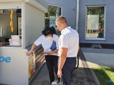 Владельцев кафе в Саратове накажут за нестандартные веранды Владельцев кафе в Саратове накажут за нестандартные веранды