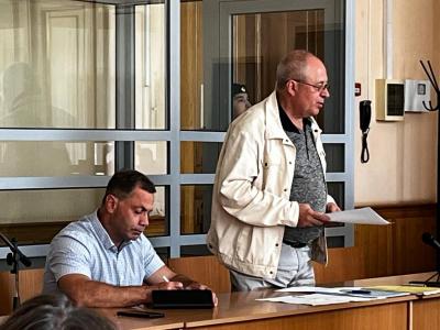 В Саратове бывший журналист Владимир Моисеенко потерял сознание в СИЗО и был срочно госпитализирован В Саратове бывший журналист Владимир Моисеенко потерял сознание в СИЗО и был срочно госпитализирован