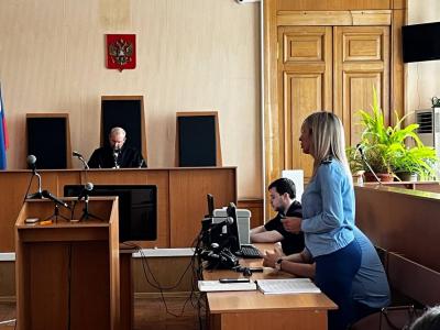 В Саратове бывший журналист Владимир Моисеенко потерял сознание в СИЗО и был срочно госпитализирован В Саратове бывший журналист Владимир Моисеенко потерял сознание в СИЗО и был срочно госпитализирован