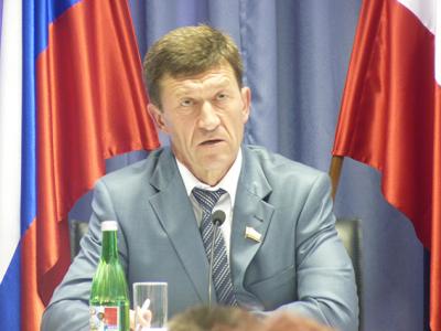 Виновник массового ДТП перевозил по городу 30 тонн груза