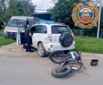 В Аткарске мотоциклист протаранил внедорожник