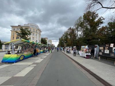 В Саратове в восьмой раз проходит Всероссийский фестиваль народных мастеров и художников 