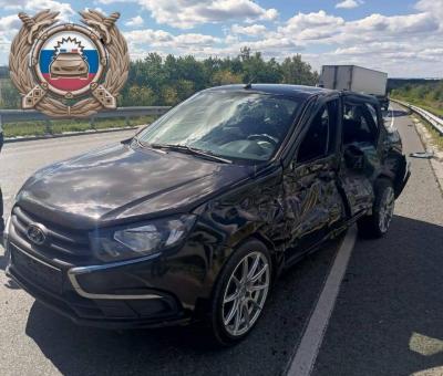 В Вольском районе столкнулись Mazda и две 
