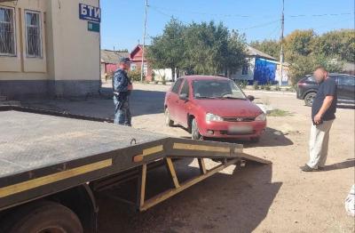В Краснокутском районе у должника арестовали Lada Kalina