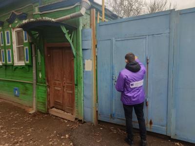 Саратовский регоператор завершил подомовой обход должников за вывоз отходов
