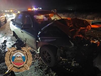 В Татищевском районе пять человек пострадали в массовом ДТП