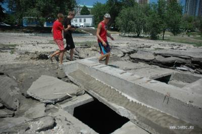 Прошедший ливень разрушил пятиметровый бетонный коллектор в Глебучевом овраге
