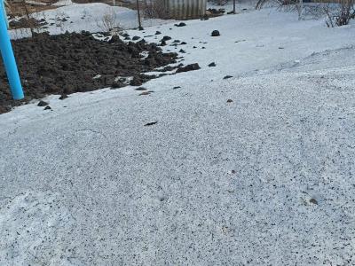 Дачи в Балаковском районе засыпала странная копоть Дачи в Балаковском районе засыпала странная копоть