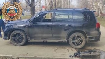 На проспекте Строителей в Саратове машина сбила велосипедиста