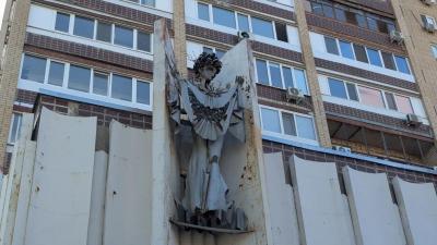 В Балаково отреставрируют скульптуры на фасаде 