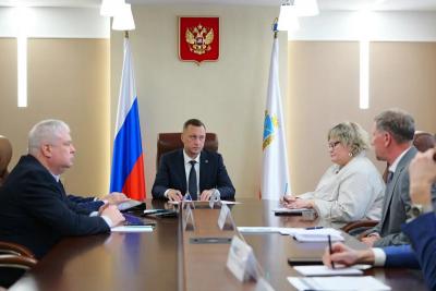 Роман Бусаргин: в Саратовской области запасы бензина есть, но возникли сложности с доставкой