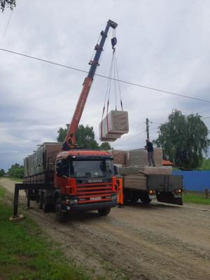 В Петровском районе началась установка трех ФАПов