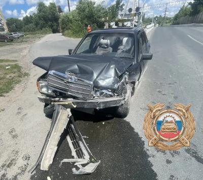 В Вольске в ДТП между Mercedes и 