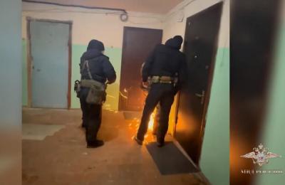 В Саратовской области задержали членов банды мошенников, работавшей по всей России