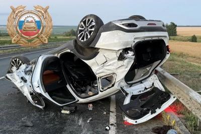 За сутки в Саратовской области в опрокинутых автомобилях пострадали четыре человека 