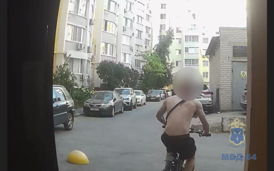 Саратовские полицейские вернули украденный велосипед