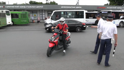 В Саратове задержали 16-летнего водителя питбайка