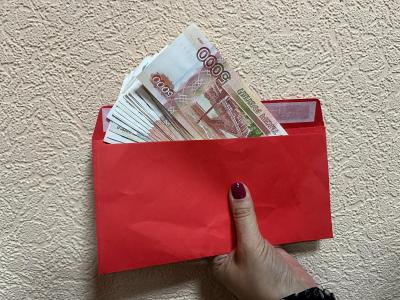 Жительница Саратова лишилась 142 тысяч рублей при попытке получить соцвыплату