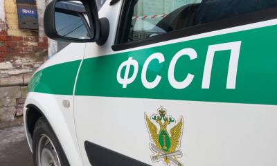 Жительница Саратова выплатила астраханской фирме 1,2 млн рублей за разбитый автобус