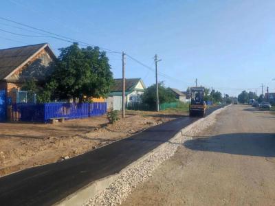 В Саратовской области отремонтировали 100 тротуаров в 24 районах