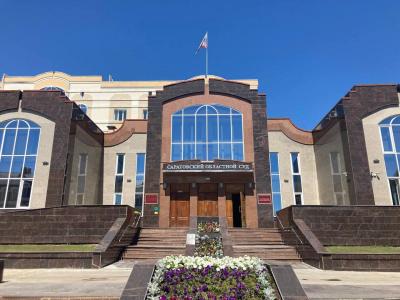 Саратовский облсуд повторно обязал мать Сергея Курихина снести незаконный дом на берегу Волги