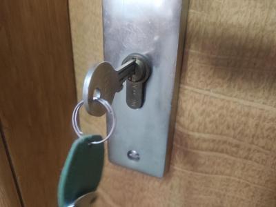 В Саратове мужчина искал работу и украл 100 тысяч из открытого сейфа