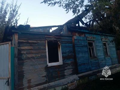 В Энгельсе сгорел частный дом