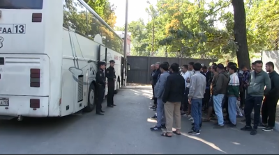В Гагаринском районе Саратова задержали автобус с нелегальными мигрантами