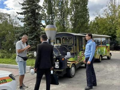 В Парке Победы и на площади Кирова в Саратове нашли аттракционы без документов