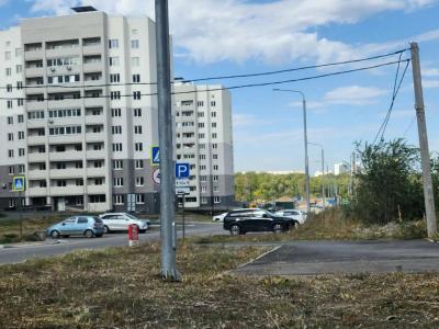 В микрорайоне Зеленая Горка провели благоустройство после публикации 