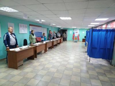 В Саратовской области начались выборы: открыто 1 610 участков