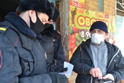 Житель Энгельса ответит в суде за фиктивное трудоустройство мигрантов