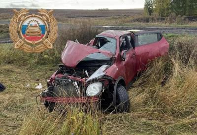 В Ртищевском районе в результате опрокидывания кроссовера погибла женщина