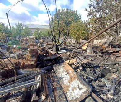 На пожаре в Энгельсском районе пожилой мужчина получил ожоги