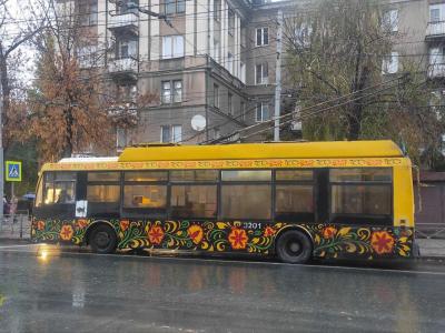 За работу троллейбусов Саратов-Энгельс перевозчику заплатят 17 миллионов рублей