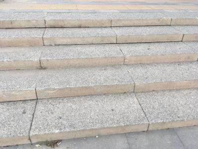В Балаково женщина сломала бедро в театре
