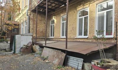 Глава СК Александр Бастрыкин поручил проверить ветхий дом 99-летней жительницы Саратова